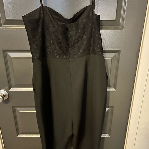 Leyden lace corset top jumpsuit size XL - Picture 4 of 4